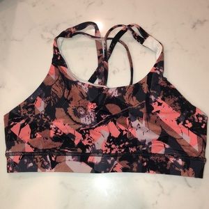 Lululemon sports bra